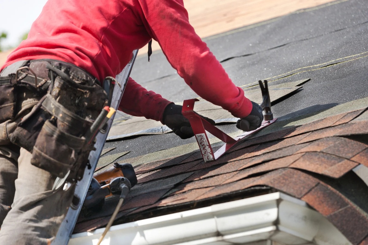What Insurance Does a Roofing Business Need?